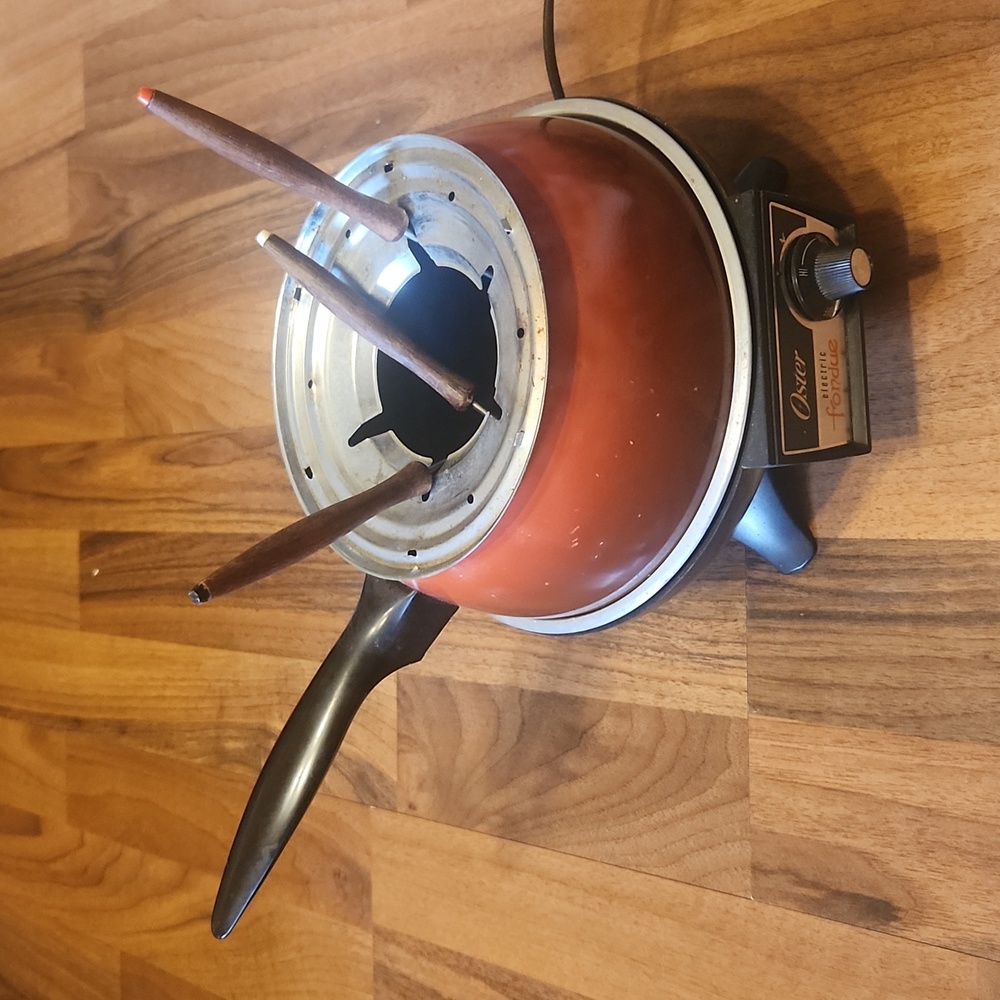 Oster Electric Fondue Pot With Forks Authentic Retro Volcano Red